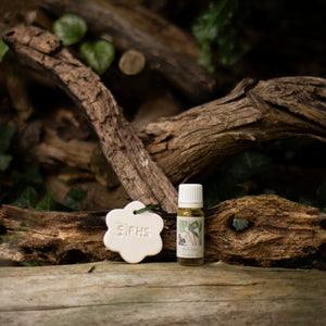 RHS Heritage Ceramic Scent Carrier